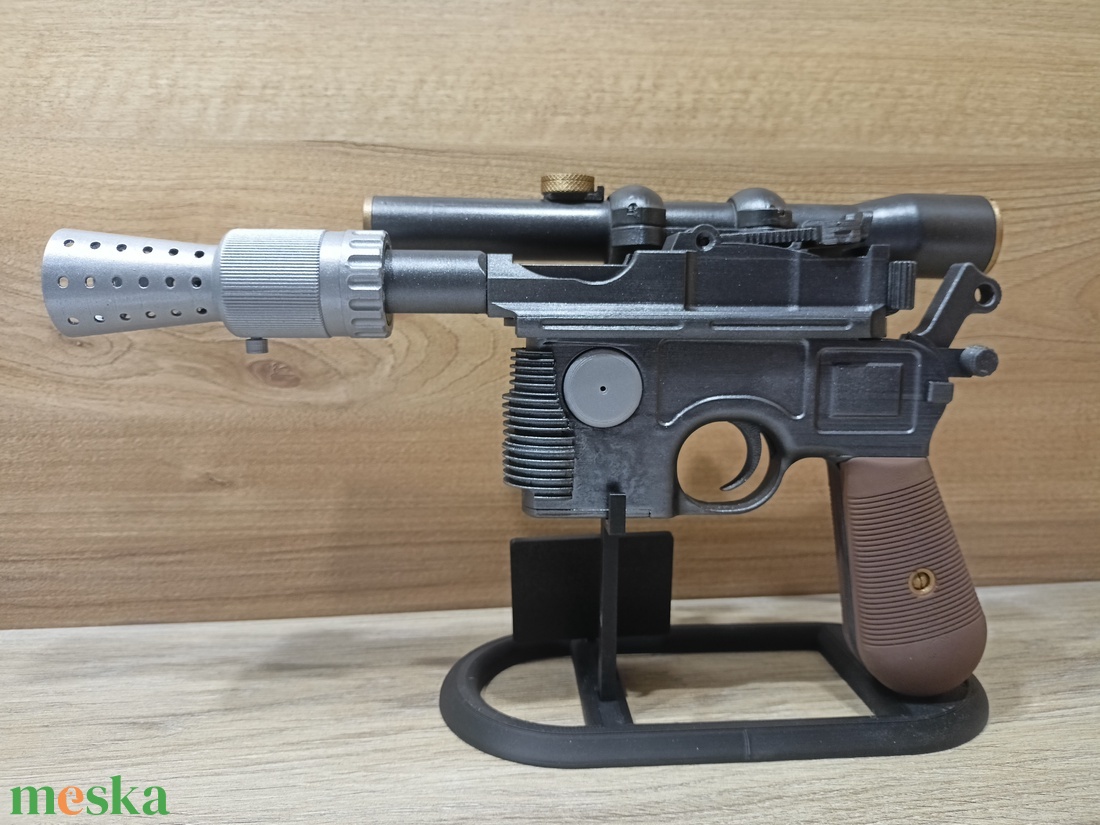 Egyedi 3D nyomtatott Han Solo DL-44 Lézerpisztoly - Két féle kivitelben! Airbrush festéssel - játék & sport - szerepjáték - Meska.hu