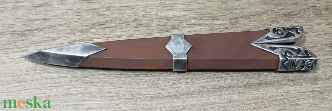 Skyrim Tőr igazi bőr markolattal + tok - 3D nyomtatott, kézzel festett - játék & sport - szerepjáték - Meska.hu