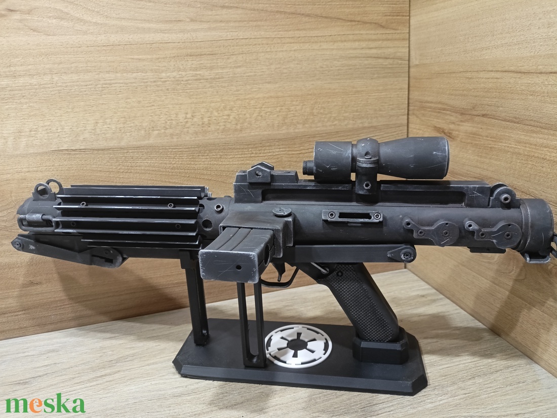 Rohamosztagos E-11 ROTJ Blaster � 3D nyomtatott, kézzel festett tartóval - játék & sport - szerepjáték - Meska.hu