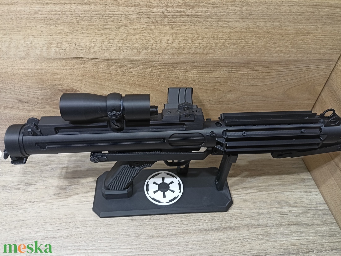 Rohamosztagos E-11 ROTJ Blaster � 3D nyomtatott, kézzel festett tartóval - játék & sport - szerepjáték - Meska.hu