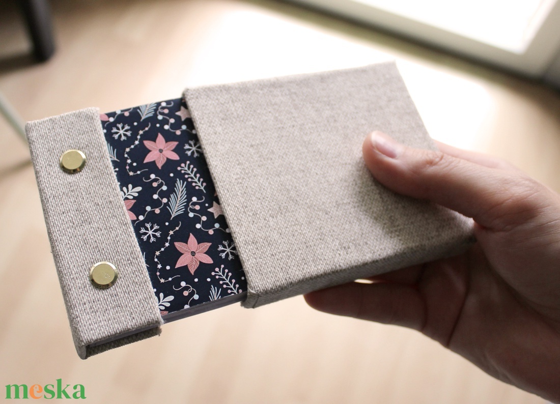 Pörgető könyv - egy különleges emlékőrző - könyv & zene - könyv - Meska.hu