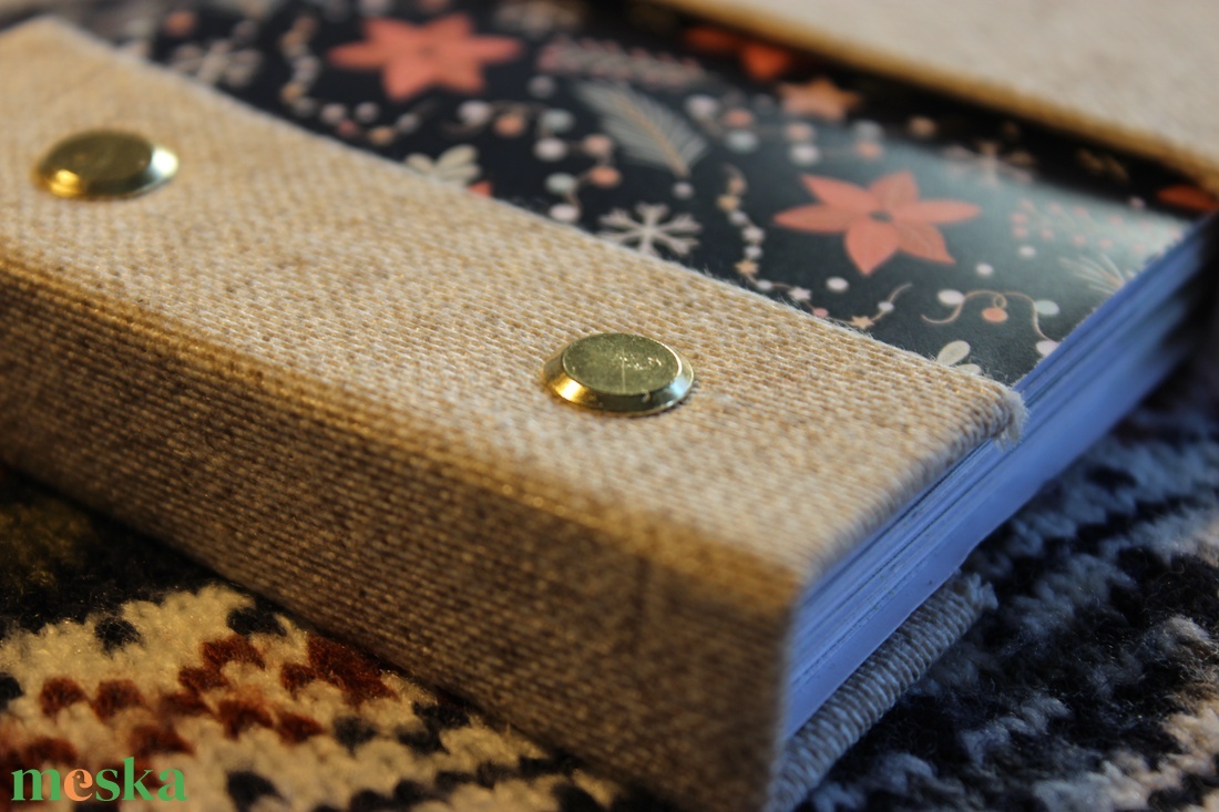 Pörgető könyv - egy különleges emlékőrző - könyv & zene - könyv - Meska.hu