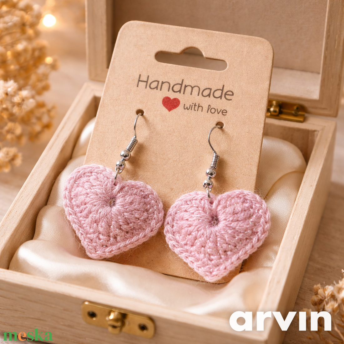Horgolt szív alakú fülbevaló - ékszer - fülbevaló - lógó fülbevaló - Meska.hu