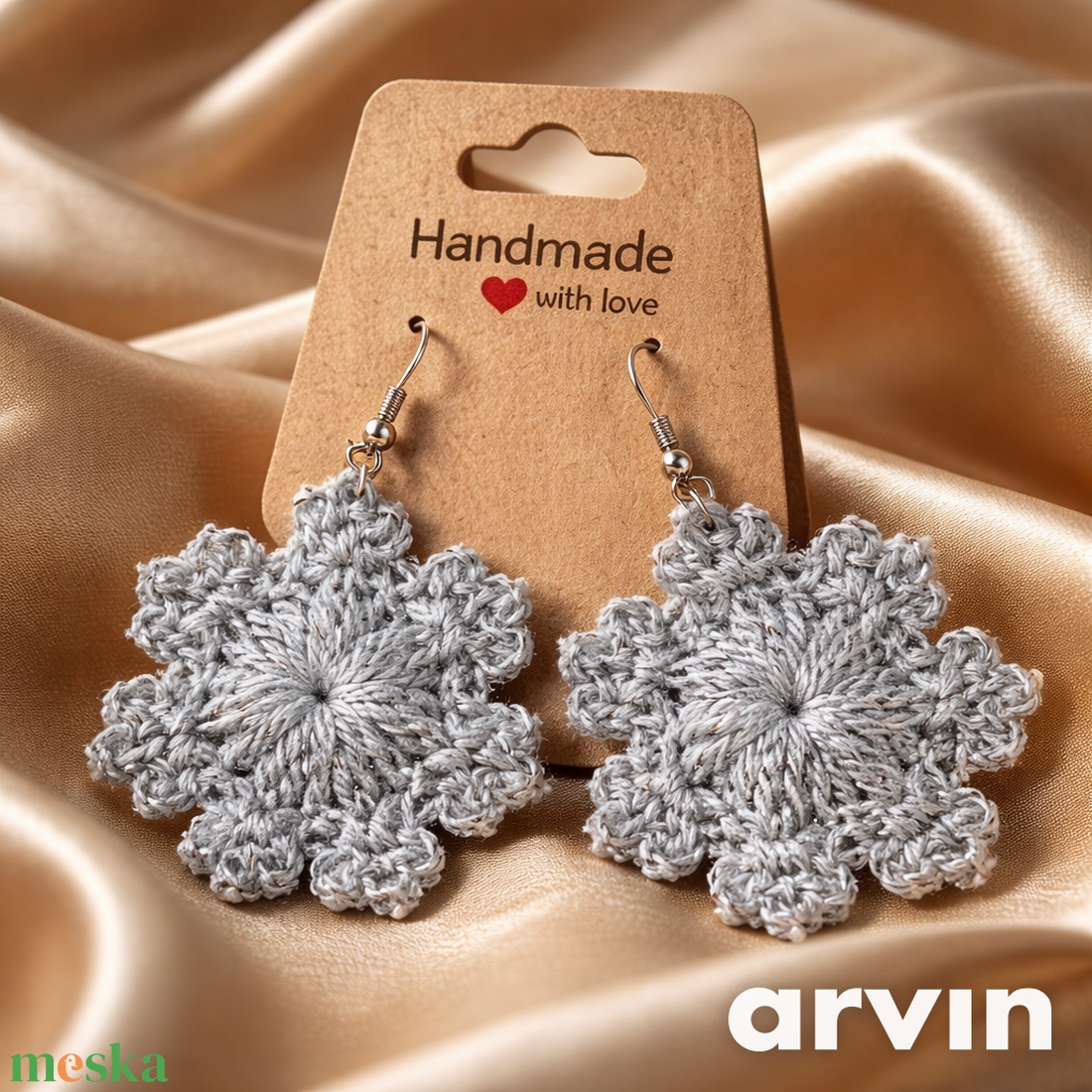 Holdcsipke horgolt fülbevaló - ékszer - fülbevaló - lógó fülbevaló - Meska.hu