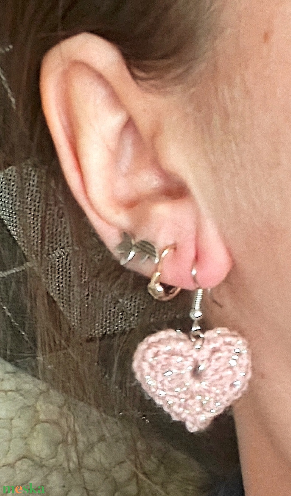 Horgolt szív alakú fülbevaló - ékszer - fülbevaló - lógó fülbevaló - Meska.hu