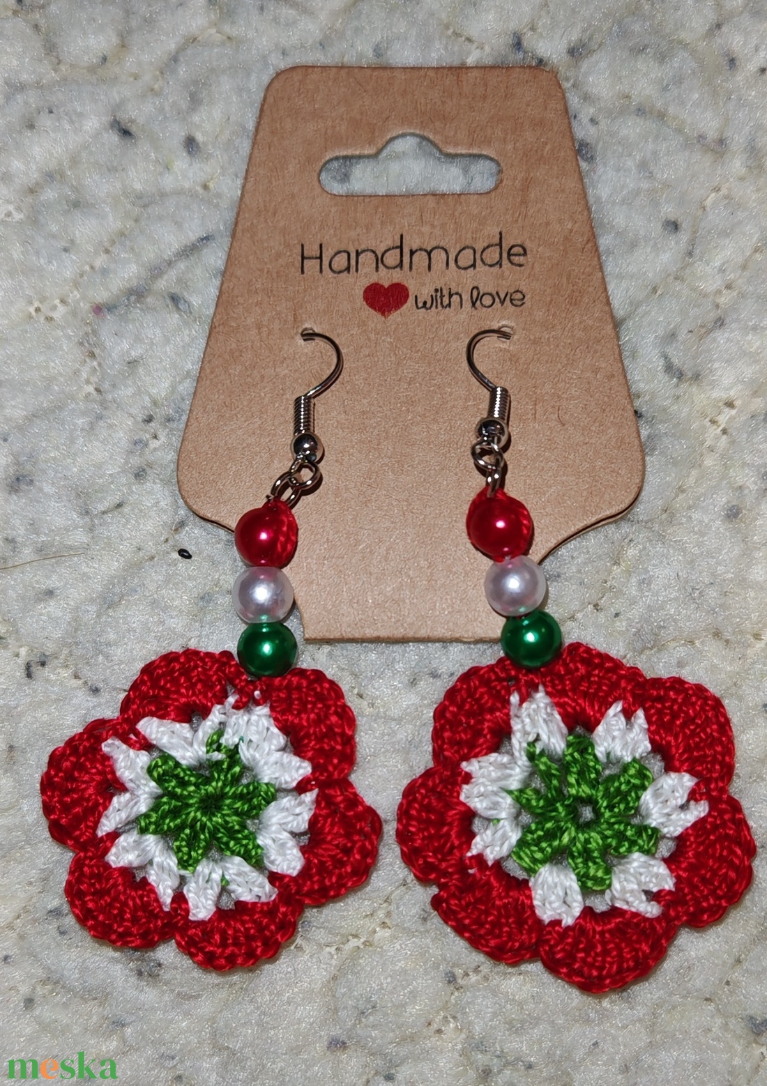 Horgolt kokárda fülbevaló - ékszer - fülbevaló - lógó fülbevaló - Meska.hu