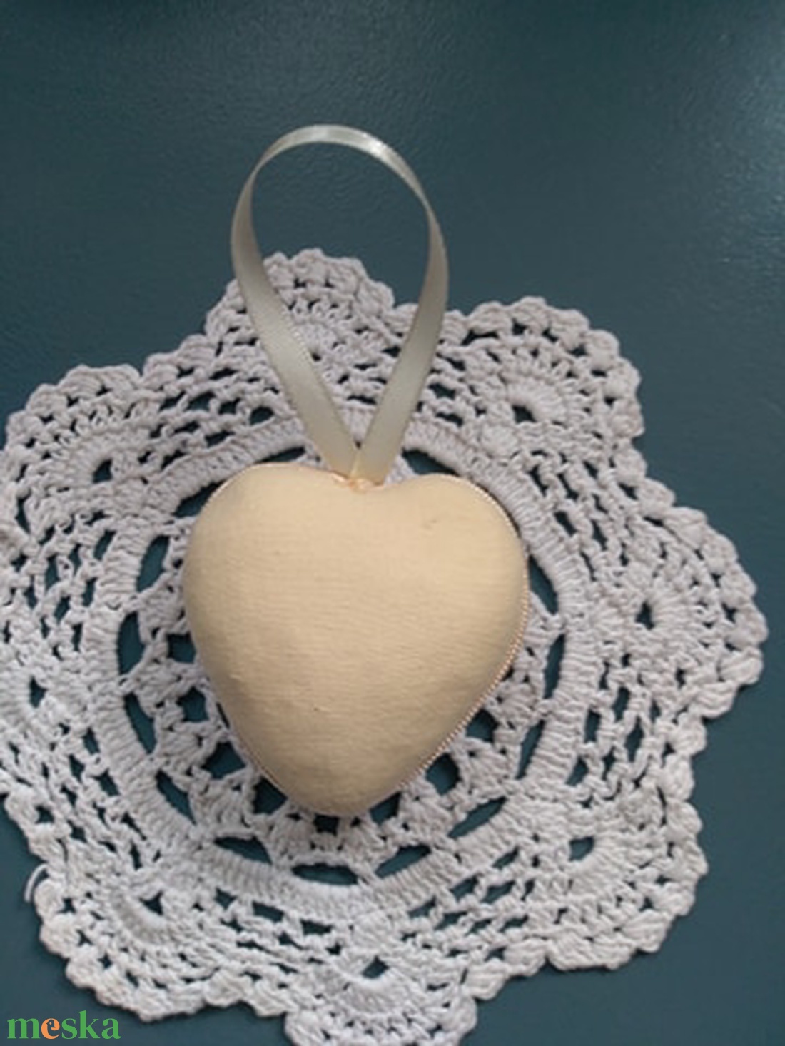 Hóvirágos szívecske - otthon & életmód - dekoráció - fali és függő dekoráció - függődísz - Meska.hu