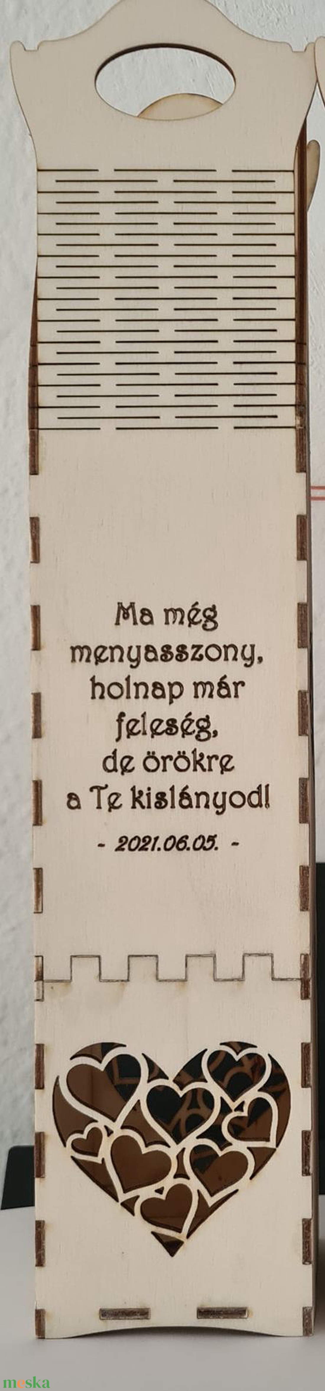 Szülőköszöntő - Gravírozott bortartó - esküvő - emlék & ajándék - szülőköszöntő ajándék - Meska.hu Szülőköszöntő - Gravírozott bortartó - esküvő - emlék & ajándék - szülőköszöntő ajándék - Meska.hu