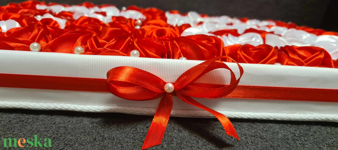 Születésnapos évszámos szatén rózsabox - otthon & életmód - dekoráció - asztal és polc dekoráció - díszdoboz - Meska.hu Születésnapos évszámos szatén rózsabox - otthon & életmód - dekoráció - asztal és polc dekoráció - díszdoboz - Meska.hu
