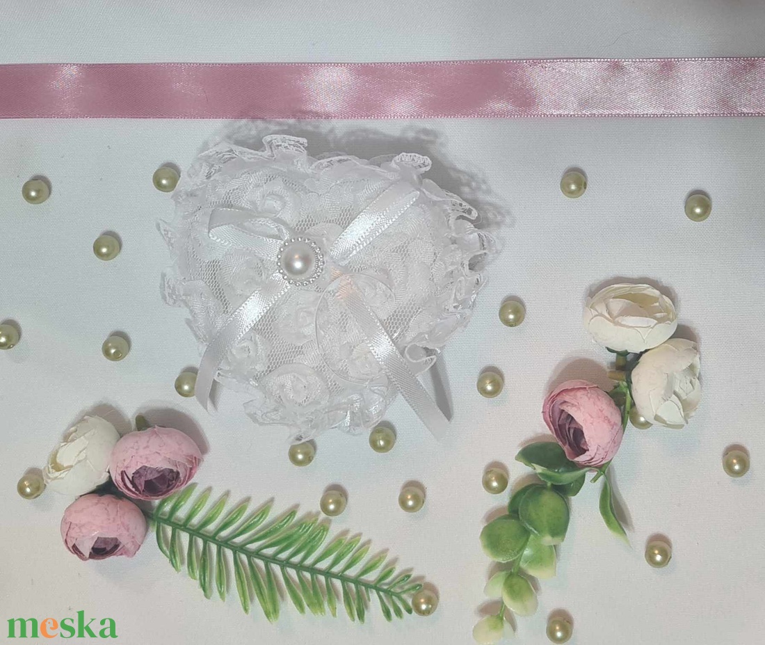 Gyűrűs doboz - esküvő - kiegészítők - gyűrűtartó & gyűrűpárna - Meska.hu Gyűrűs doboz - esküvő - kiegészítők - gyűrűtartó & gyűrűpárna - Meska.hu