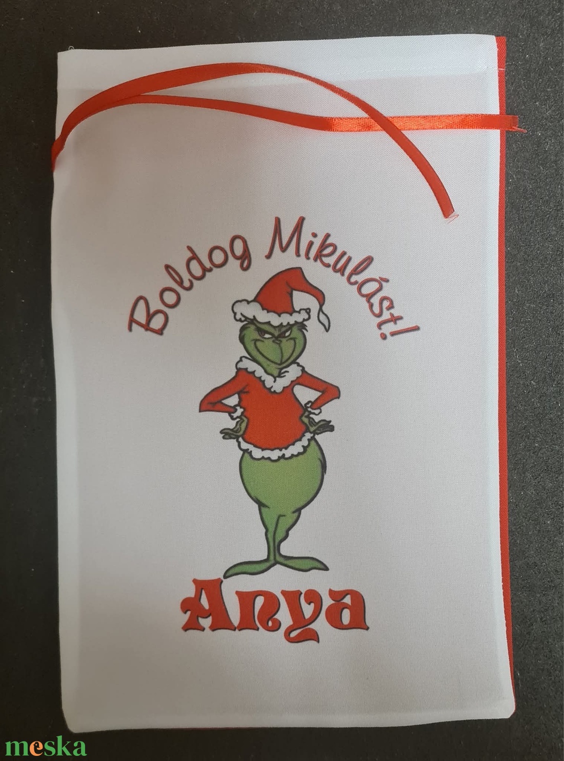 Egyedi,névre szóló Mikulás Grinch mintával - karácsony - mikulás - mikulás zsák - Meska.hu