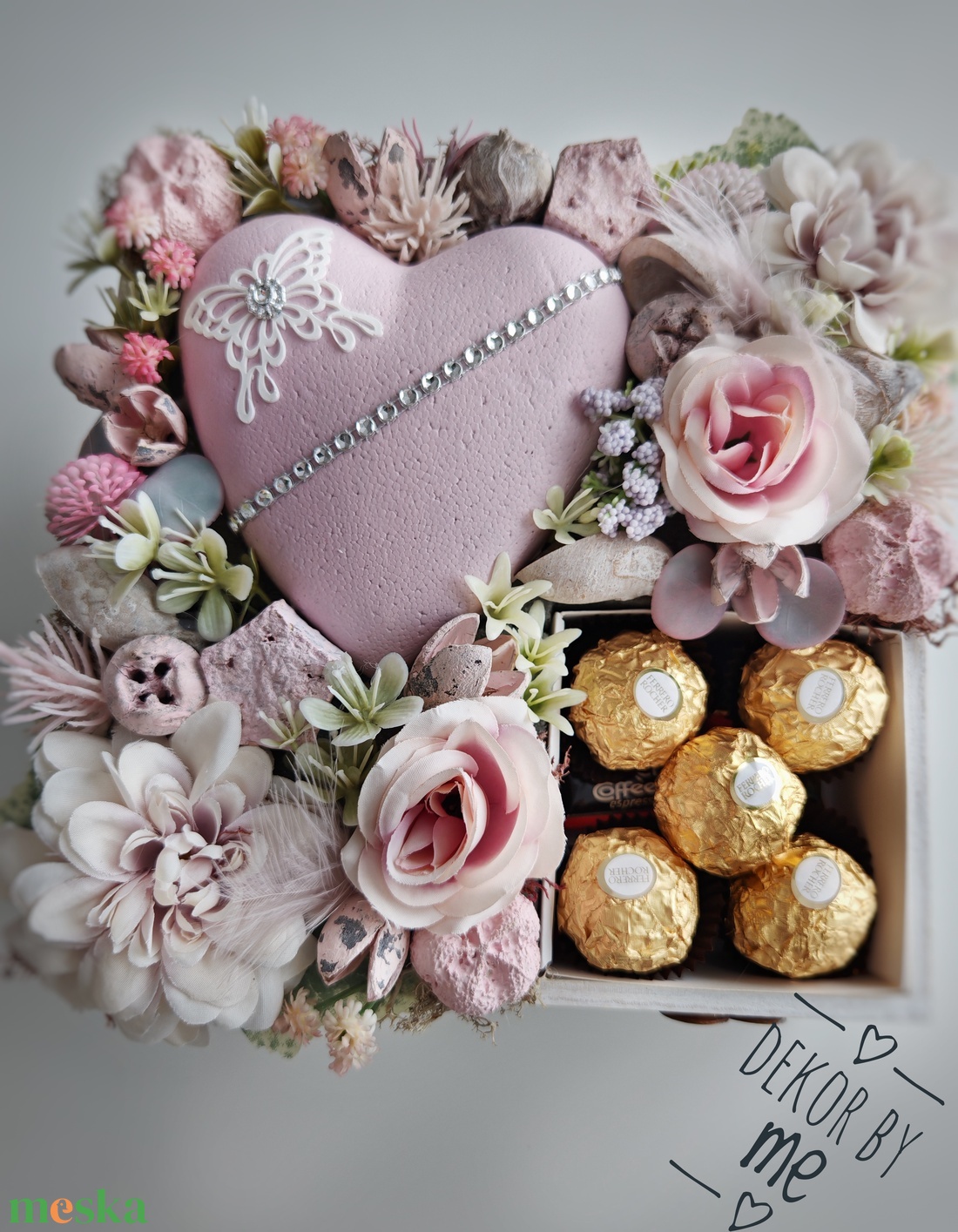 Ajándék díszdoboz  - ékszer - karkötő - karkötő medállal - Meska.hu