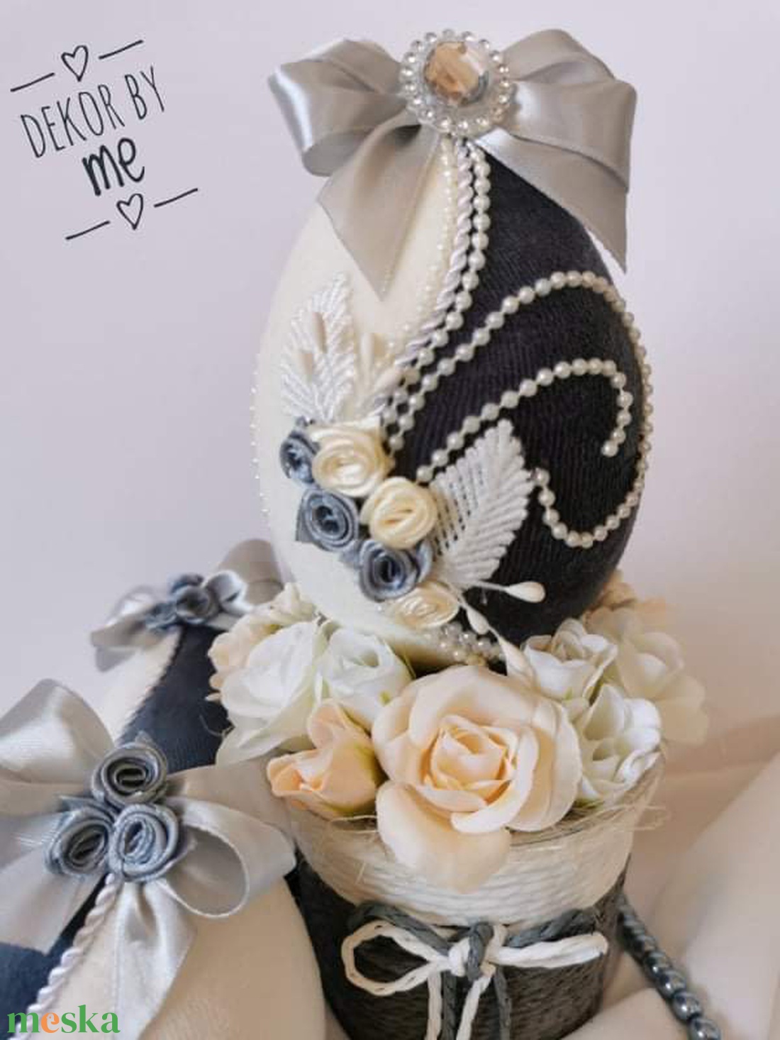 Elegáns, vintage húsvéti asztaldísz bársony tojással � romantikus, kézműves dekoráció - ünnepi díszek, dekorációk - húsvéti díszek és dekorációk - húsvéti asztaldíszek - Meska.hu