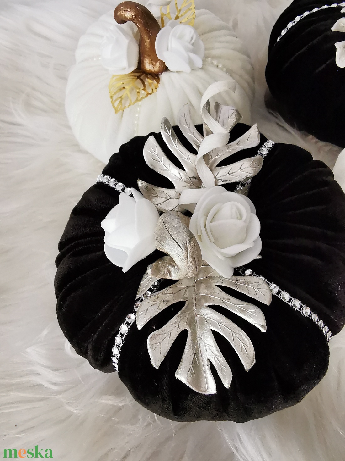 Bársony őszi tök dekoráció � kézzel készített textil dísztök, őszi asztaldísz - otthon & életmód - dekoráció - halloween - halloweeni dekoráció - Meska.hu