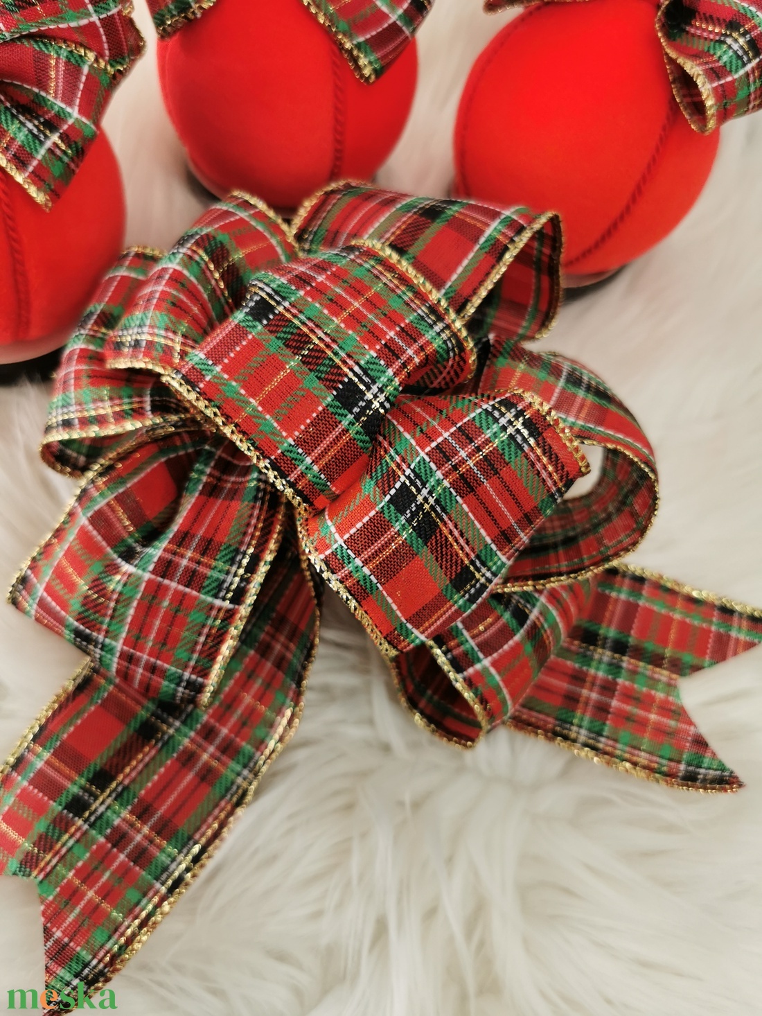 Skót kockás karácsonyi masni � nagyméretű textil masni karácsonyfára és csúcsdísznek - karácsony - karácsonyi lakásdekoráció - karácsonyfadíszek - Meska.hu