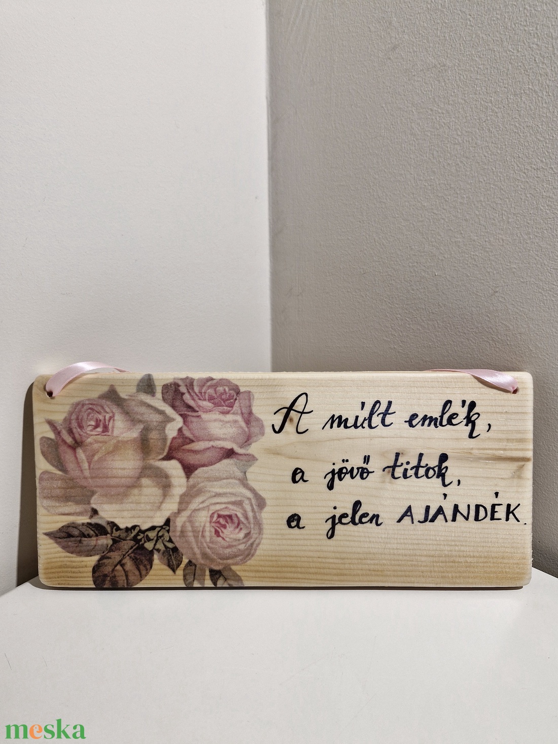 Rózsás natúr ajtódísz (múlt, jelen, jövő) - otthon & életmód - dekoráció - ajtó- és ablak dekoráció - ajtódísz & kopogtató - Meska.hu