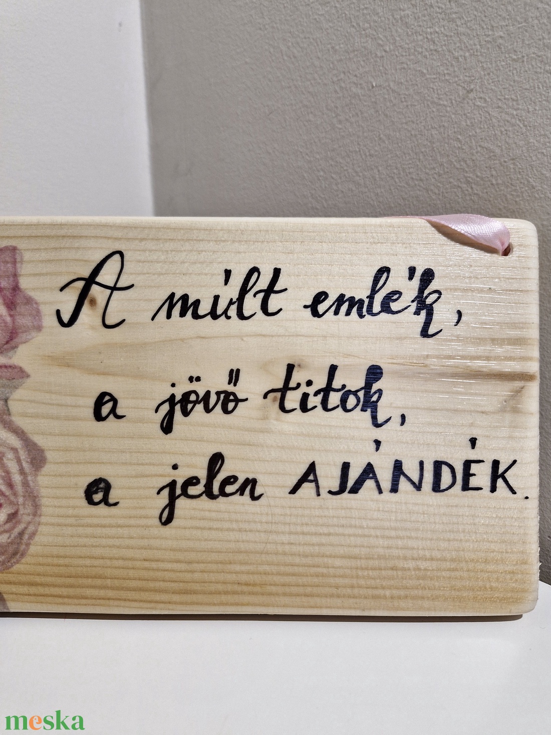 Rózsás natúr ajtódísz (múlt, jelen, jövő) - otthon & életmód - dekoráció - ajtó- és ablak dekoráció - ajtódísz & kopogtató - Meska.hu