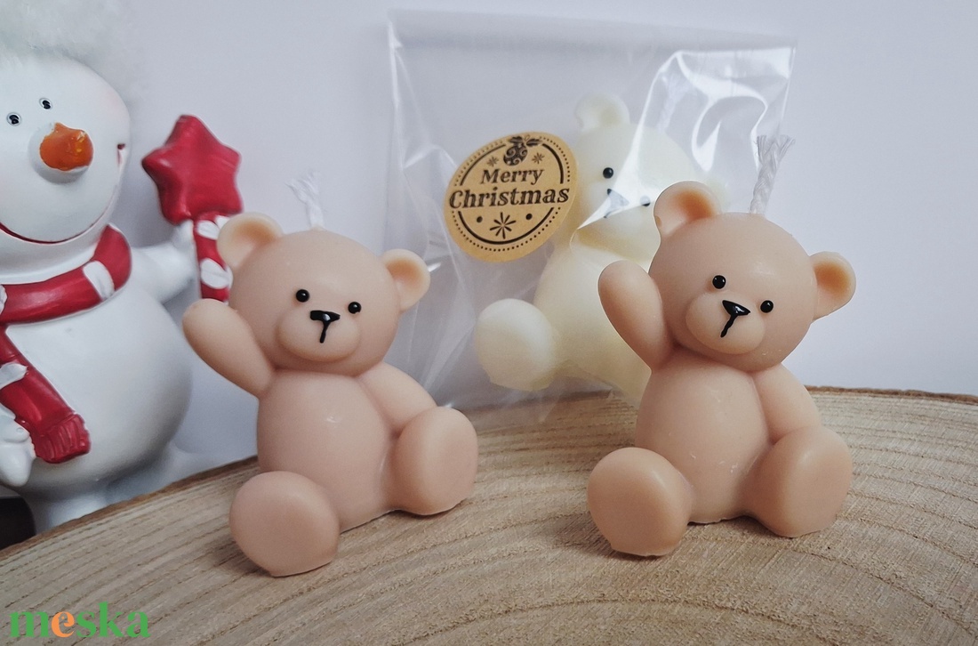 Karácsonyi Illatgyertya,integetős kicsi maci - karácsony - karácsonyi lakásdekoráció - karácsonyi illatgyertya, mécses - Meska.hu