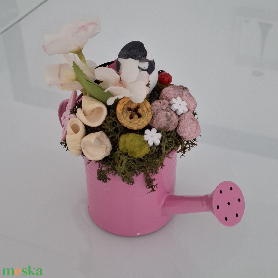 Tavaszi asztaldísz madárral - otthon & életmód - virágdekoráció - virágdíszek - asztali virágdísz - Meska.hu