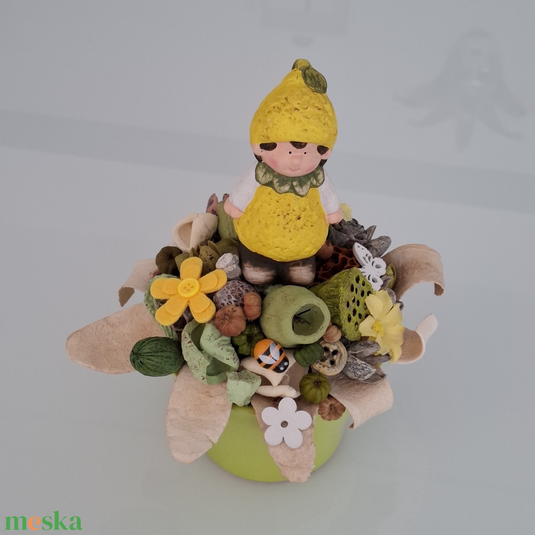 Tavaszi asztaldísz citrom figurával - otthon & életmód - virágdekoráció - virágdíszek - asztali virágdísz - Meska.hu