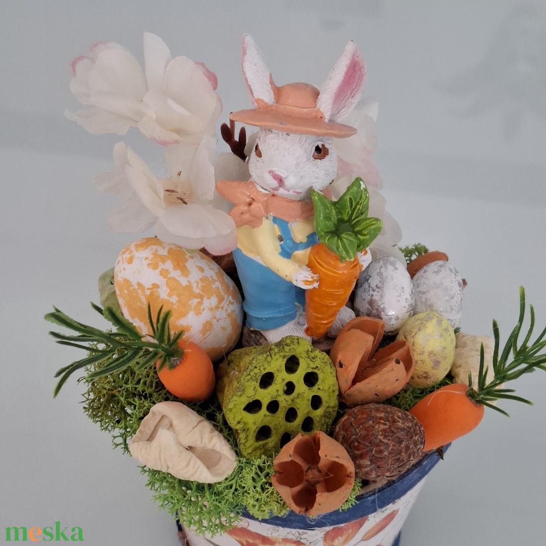 Húsvéti dísz nyuszival - ünnepi díszek, dekorációk - húsvéti díszek és dekorációk - húsvéti asztaldíszek - Meska.hu