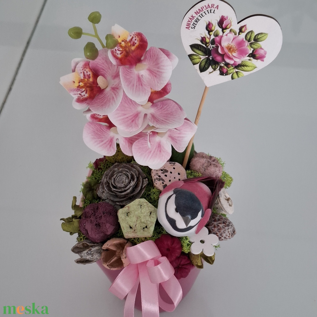Anyák napi virágdísz orchideával - otthon & életmód - virágdekoráció - virágdíszek - virágdísz kaspóban - Meska.hu
