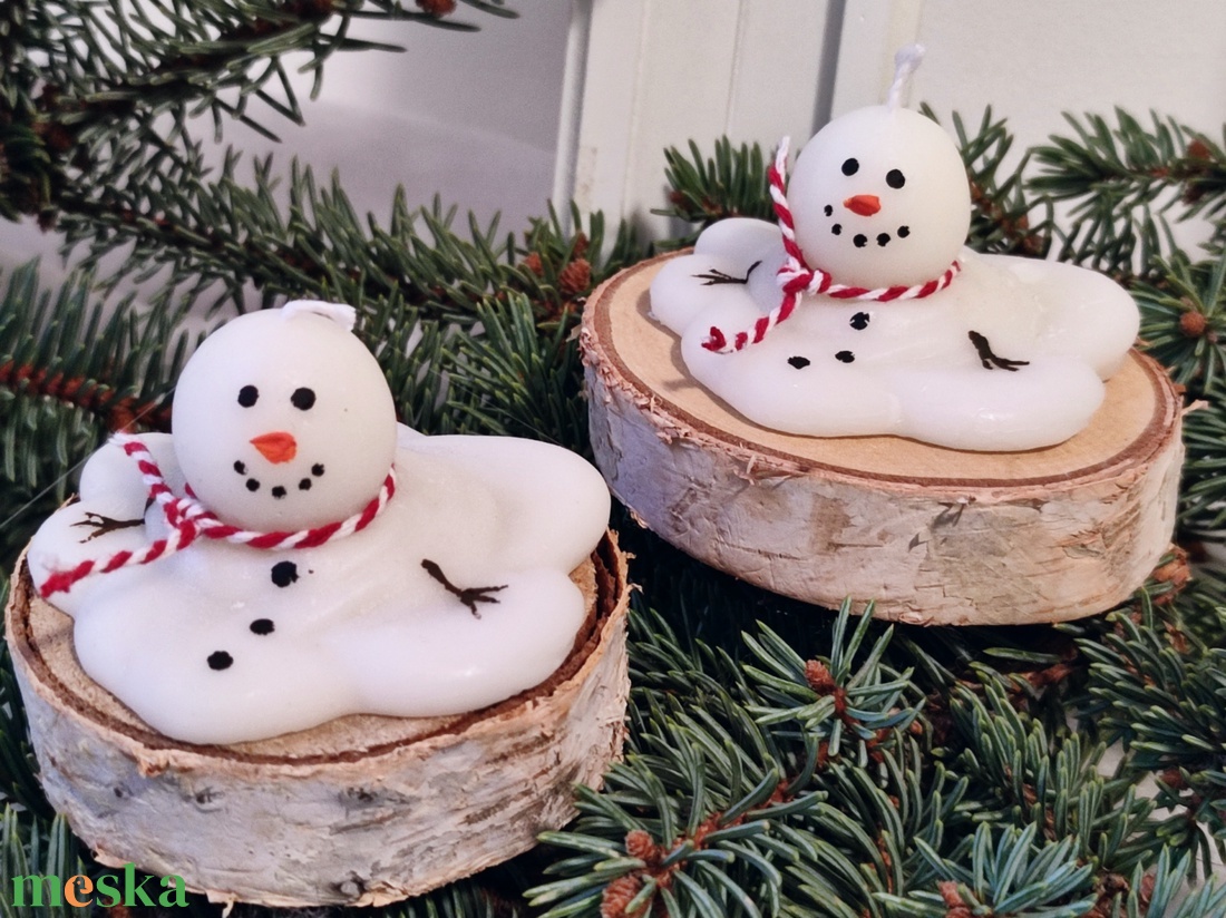 Kézműves gyertyák, elolvadt hóember  - karácsony - karácsonyi lakásdekoráció - karácsonyi illatgyertya, mécses - Meska.hu  Kézműves gyertyák, elolvadt hóember  - karácsony - karácsonyi lakásdekoráció - karácsonyi illatgyertya, mécses - Meska.hu