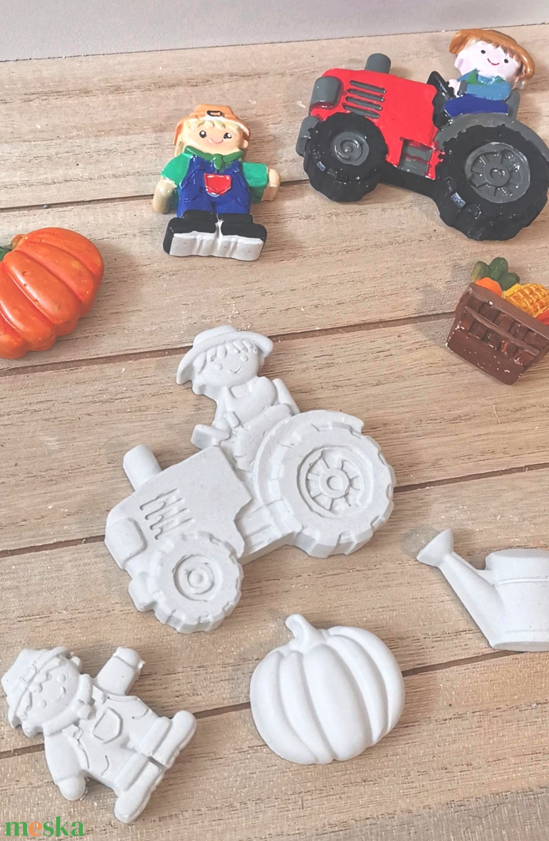 Festhető gipszfigurák szett, Őszi traktor - diy (csináld magad) - egységcsomag - Meska.hu Festhető gipszfigurák szett, Őszi traktor - diy (csináld magad) - egységcsomag - Meska.hu