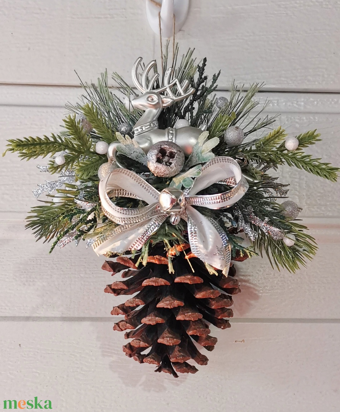 Karácsonyi dísz, óriási toboz függelék, szarvas  - karácsony - karácsonyi lakásdekoráció - karácsonyi lakásdíszek - Meska.hu