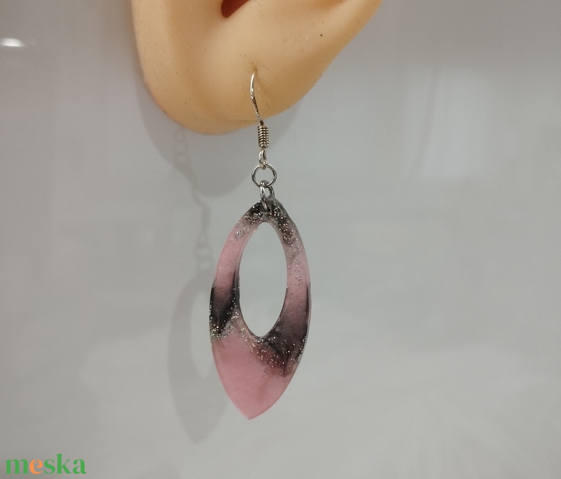 Rózsaszín/szürke csillogós füli - ékszer - fülbevaló - lógó fülbevaló - Meska.hu