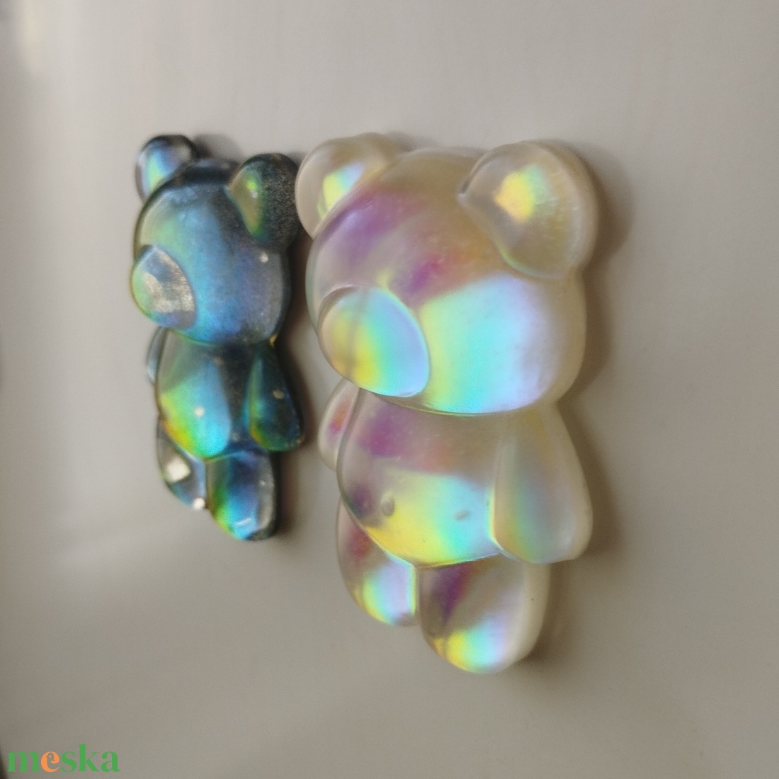 Színjátszós maci mágnes -világos - otthon & életmód - konyhafelszerelés, tálalás - konyhai dekoráció - hűtőmágnes - Meska.hu