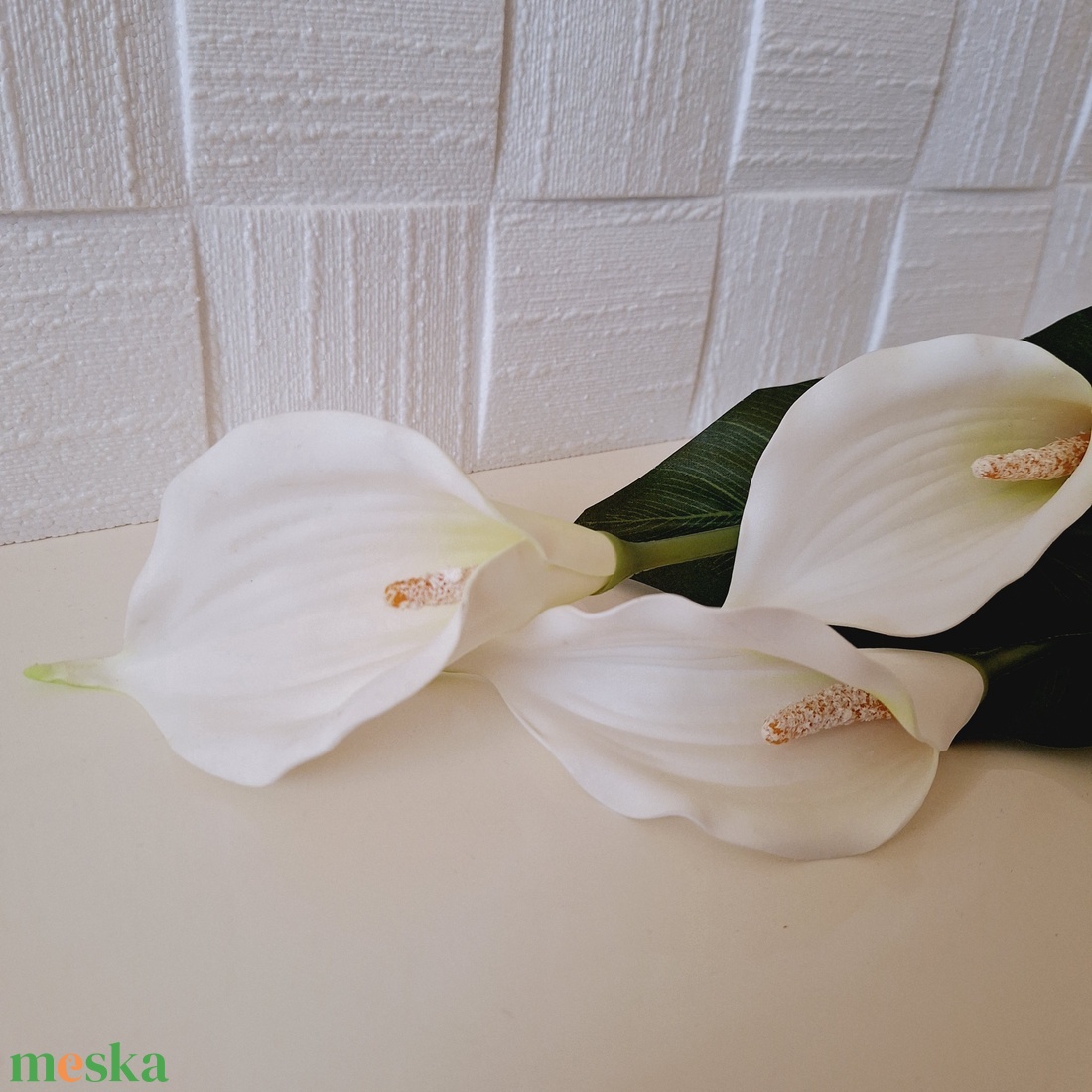 Élethű kála csokor-fehér - kellékek & szerszámok - dekorációs kellékek - egyéb kellékek - Meska.hu