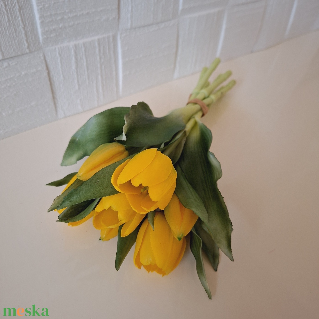 Élethű tulipán csokor-sárga - kellékek & szerszámok - dekorációs kellékek - egyéb kellékek - Meska.hu Élethű tulipán csokor-sárga - kellékek & szerszámok - dekorációs kellékek - egyéb kellékek - Meska.hu