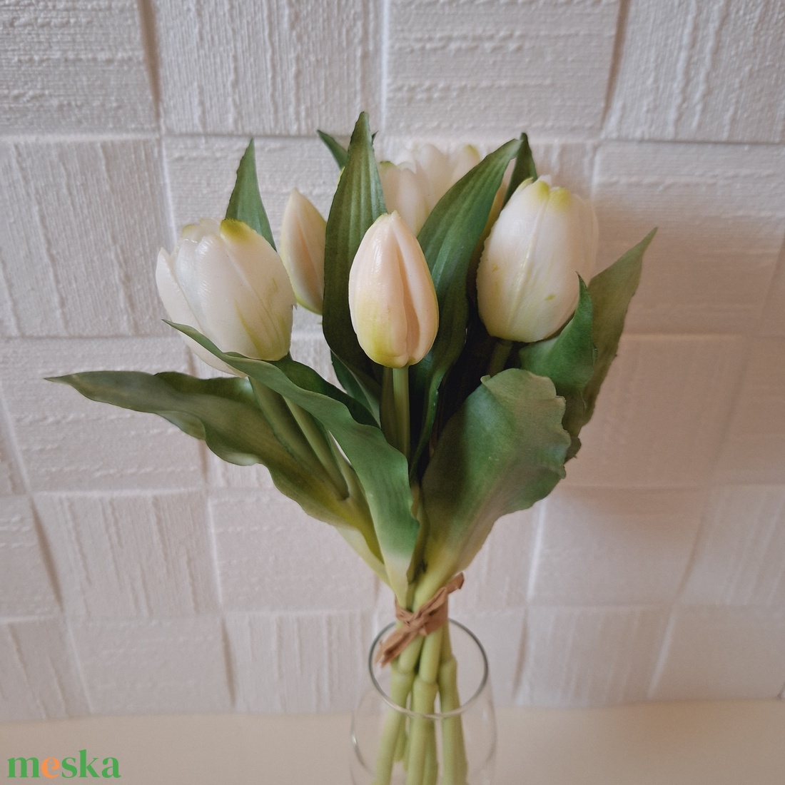 Élethű tulipán csokor-fehér - kellékek & szerszámok - dekorációs kellékek - egyéb kellékek - Meska.hu Élethű tulipán csokor-fehér - kellékek & szerszámok - dekorációs kellékek - egyéb kellékek - Meska.hu