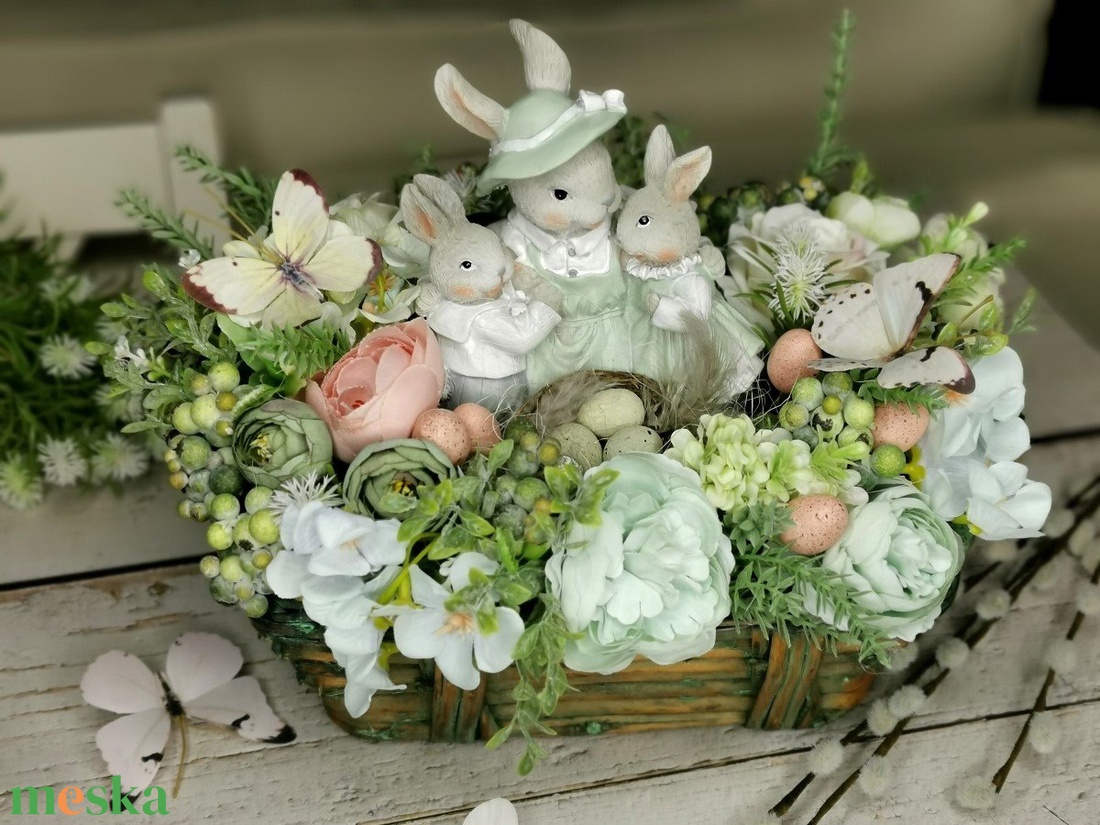 Nyuszi mama kicsinyeivel a réten - otthon & életmód - dekoráció - asztal és polc dekoráció - asztaldísz - Meska.hu Nyuszi mama kicsinyeivel a réten - otthon & életmód - dekoráció - asztal és polc dekoráció - asztaldísz - Meska.hu