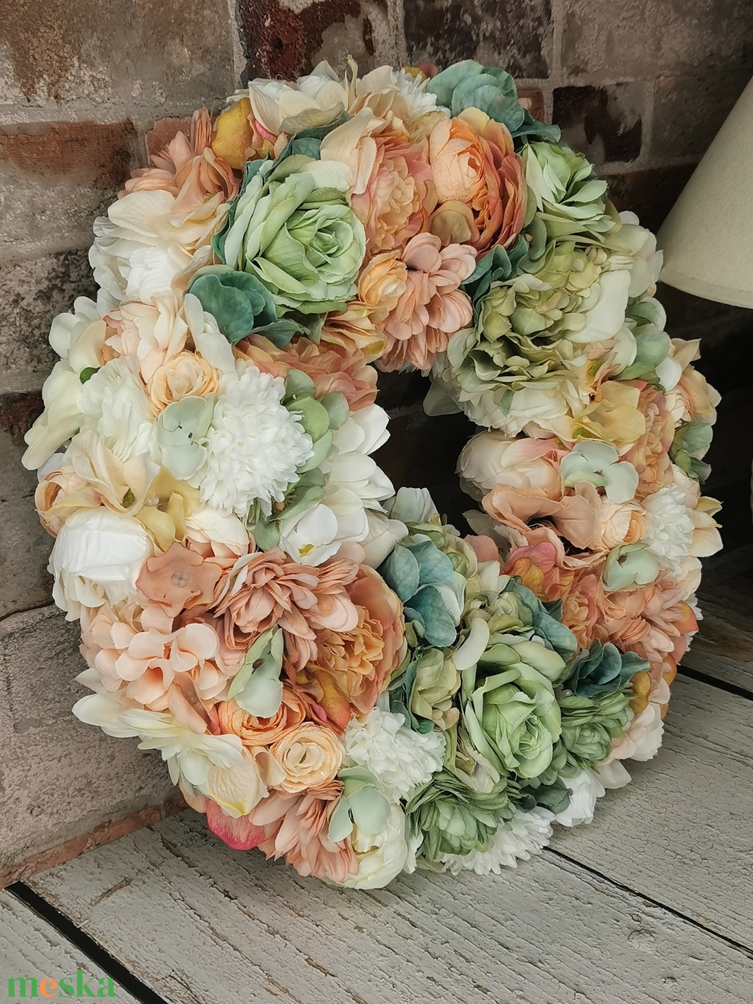 Tavaszi selyemvirágos kopogtató - otthon & életmód - dekoráció - ajtó- és ablak dekoráció - ajtódísz & kopogtató - Meska.hu