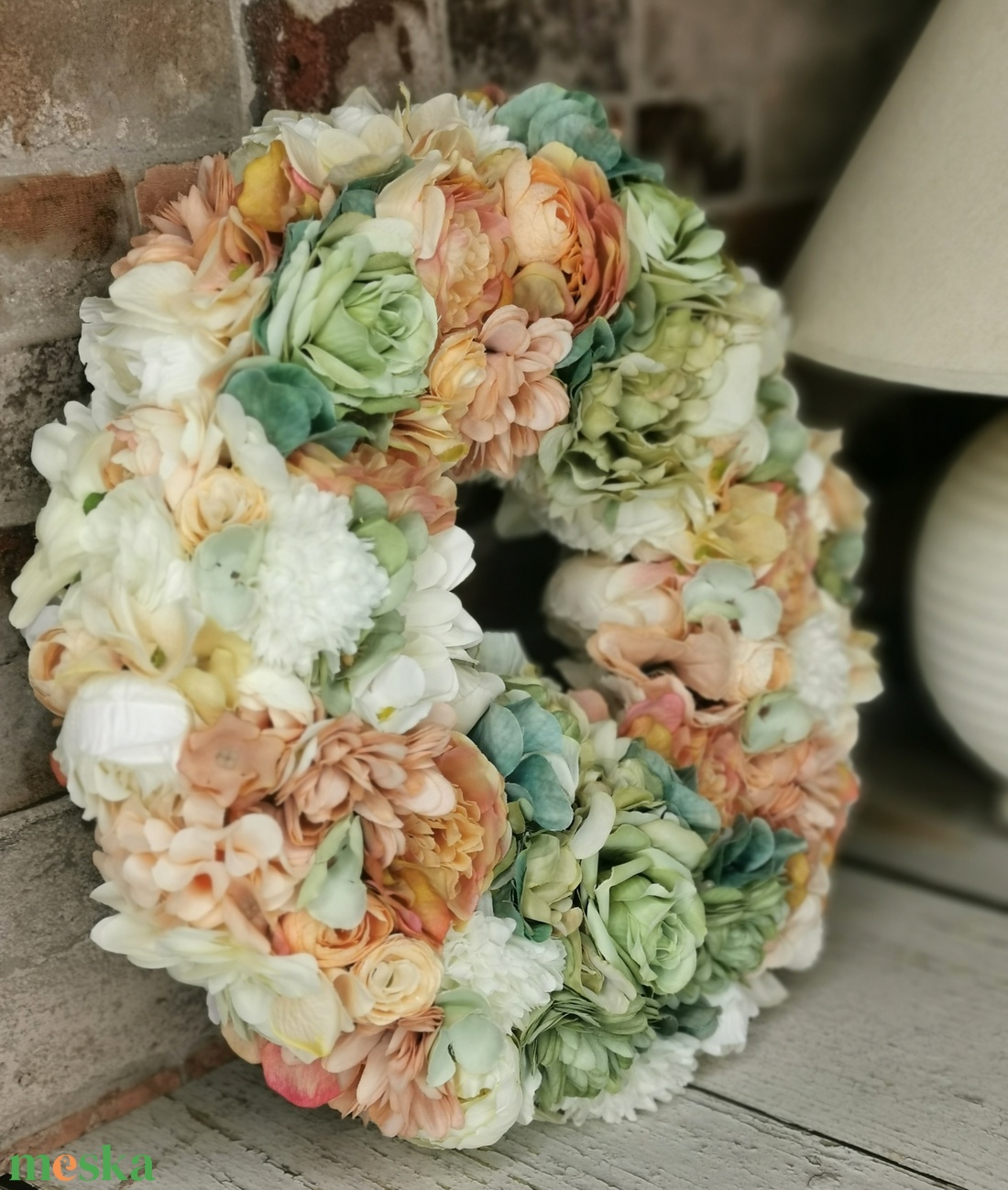 Tavaszi selyemvirágos kopogtató - otthon & életmód - dekoráció - ajtó- és ablak dekoráció - ajtódísz & kopogtató - Meska.hu