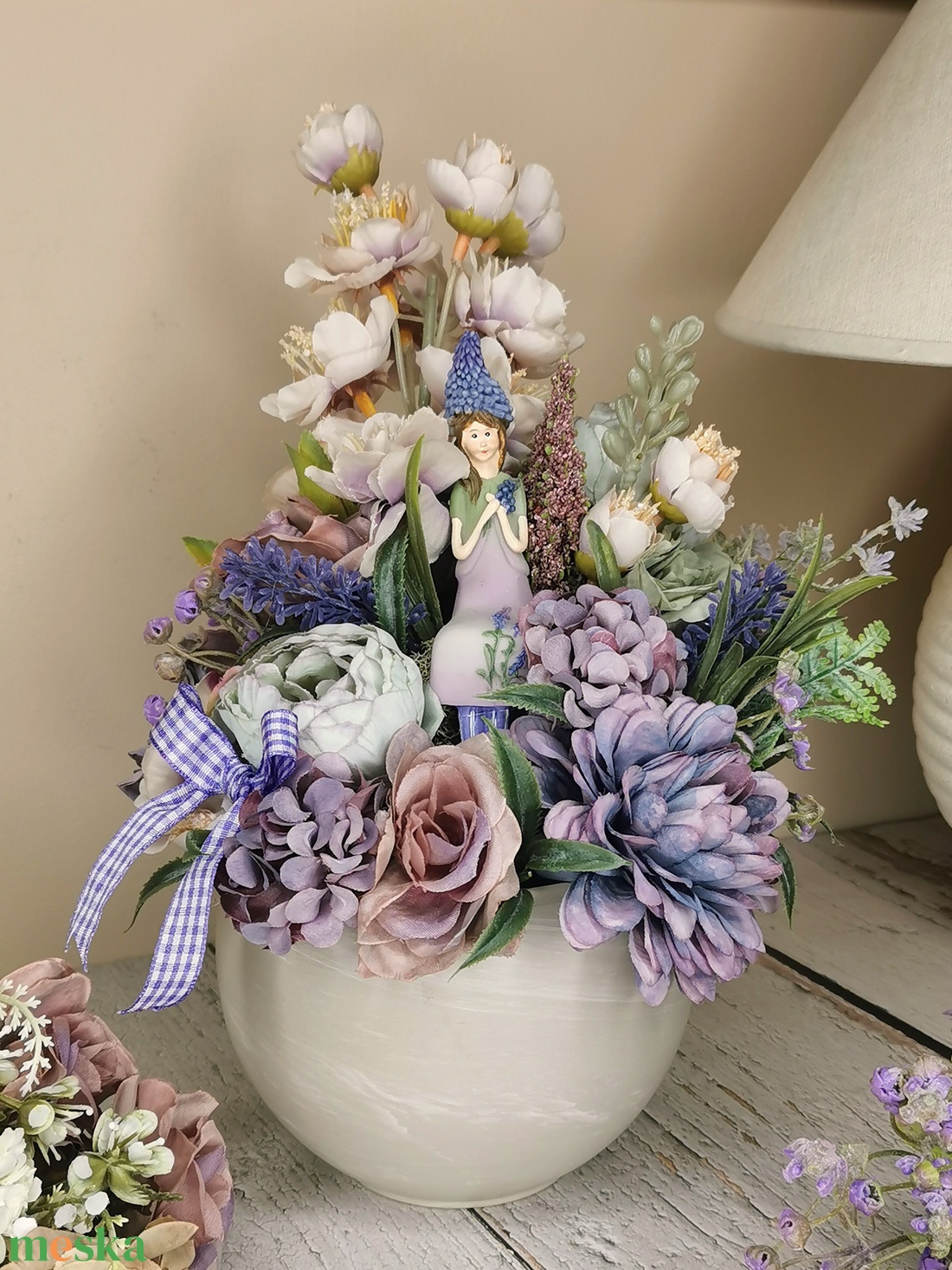 Levendulás lány - otthon & életmód - dekoráció - asztal és polc dekoráció - asztaldísz - Meska.hu