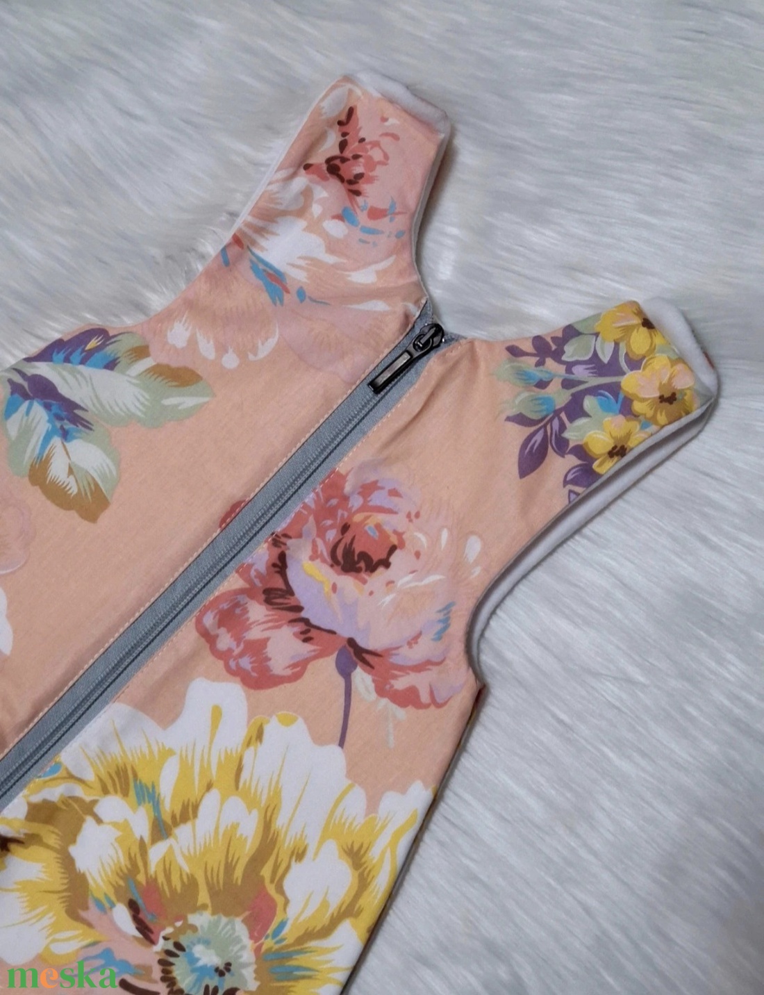 Virágos Kamáslis Tipegő Hálózsák (2-2,5tog) - baba - mama - babaruházat - tipegőhálózsák - Meska.hu