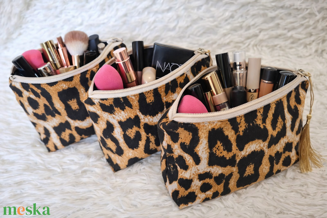 Leopárdmintás neszeszer � kézzel készült, bojtos cipzárral - táska & tok - neszesszer - Meska.hu