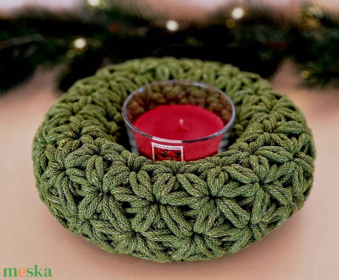  Horgolt koszorú, kopogtatónak vagy asztaldísznek  - karácsony - adventi díszek - adventi koszorú - Meska.hu