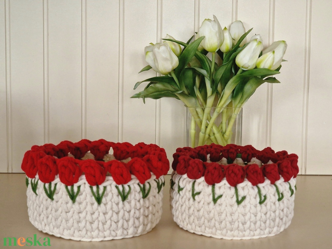 Horgolt tulipános kosár - otthon & életmód - tárolás & rendszerezés - tárolókosár - Meska.hu