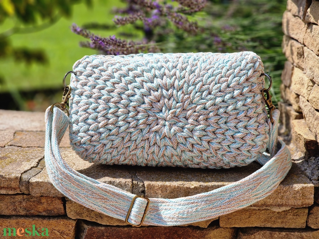 Horgolt táska/crossbody- vintage - táska & tok - övtáska - Meska.hu