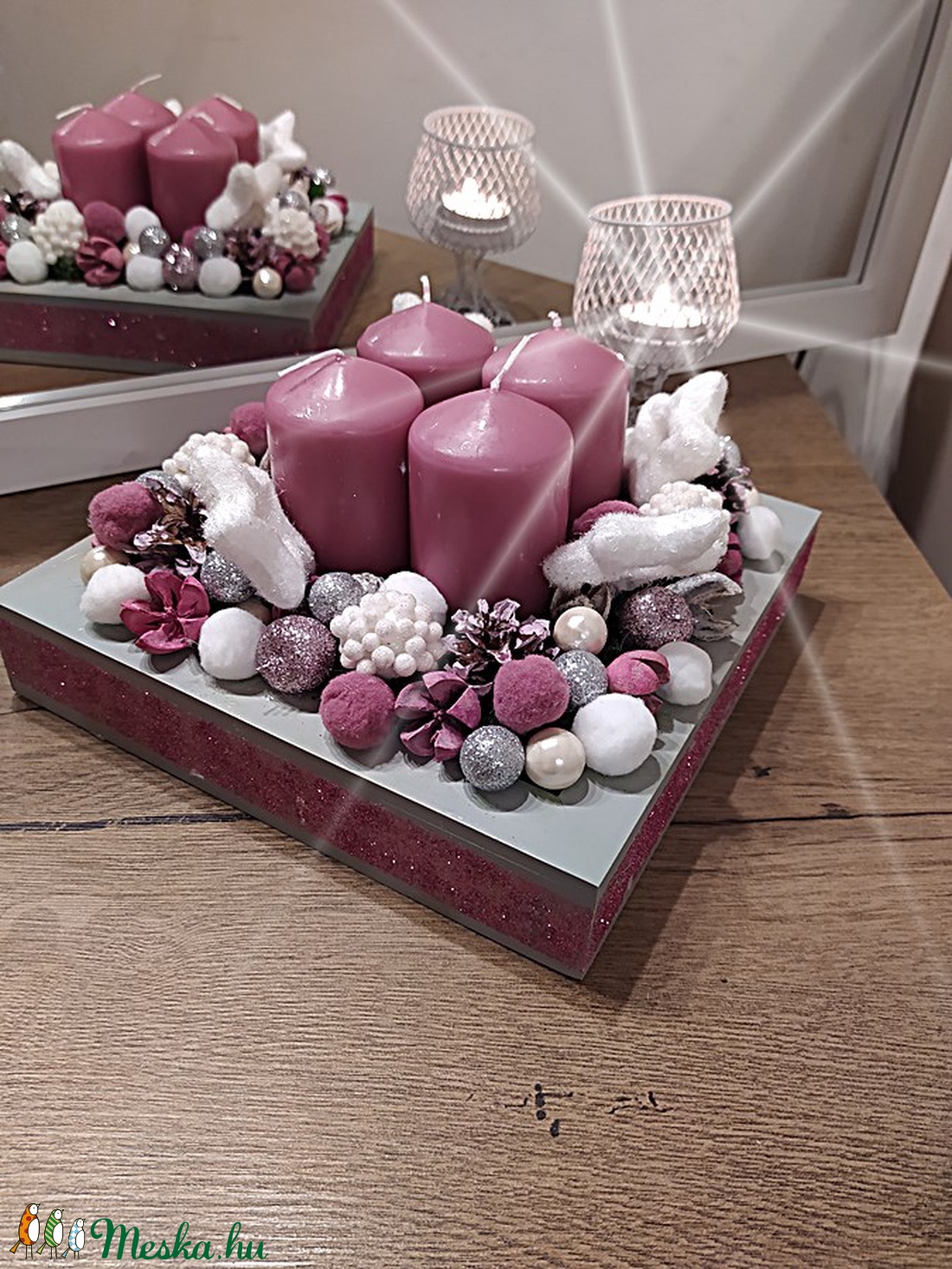 Karácsonyi asztali dekoráció 4 gyertyával, pasztell mályva színben   - karácsony - karácsonyi lakásdekoráció - Meska.hu