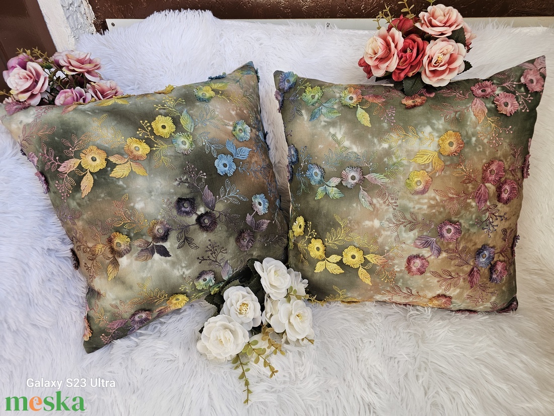 Romantic Garden- Díszpárna  - otthon & életmód - lakástextil - párna & párnahuzat - díszpárna (belsővel együtt) - Meska.hu