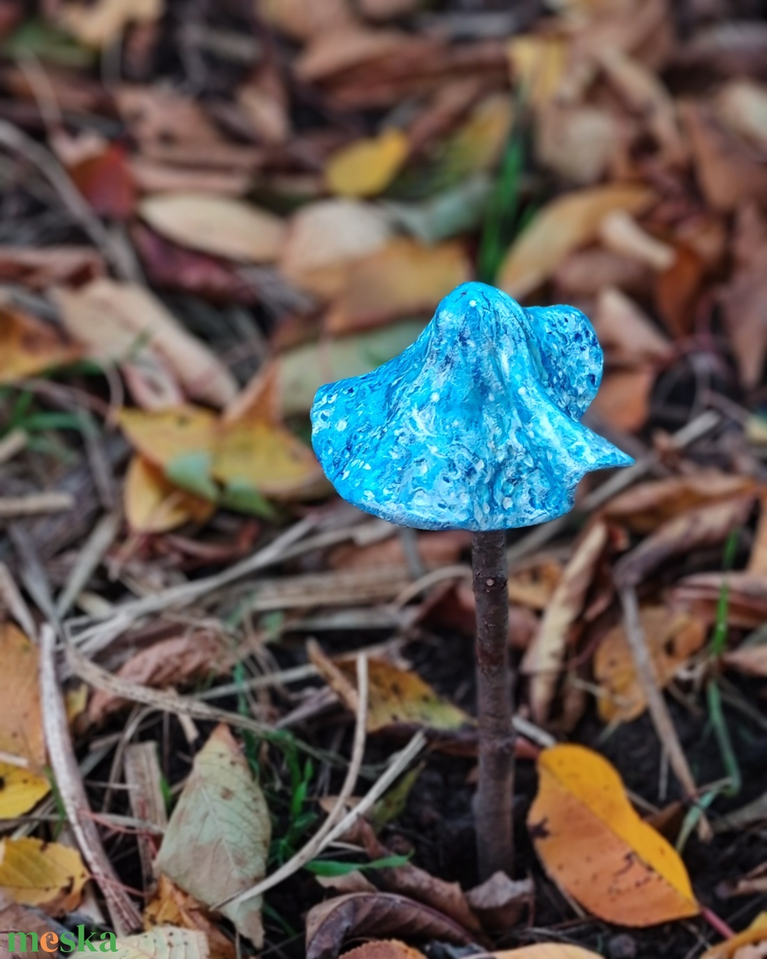 Kék libbenő szoknyagomba - otthon & életmód - ház & kert - kerti dísz - Meska.hu