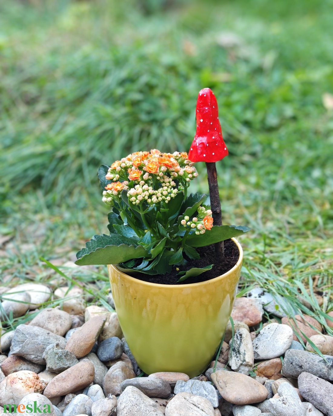 Fényes piros gombavirág - otthon & életmód - ház & kert - kerti dísz - Meska.hu