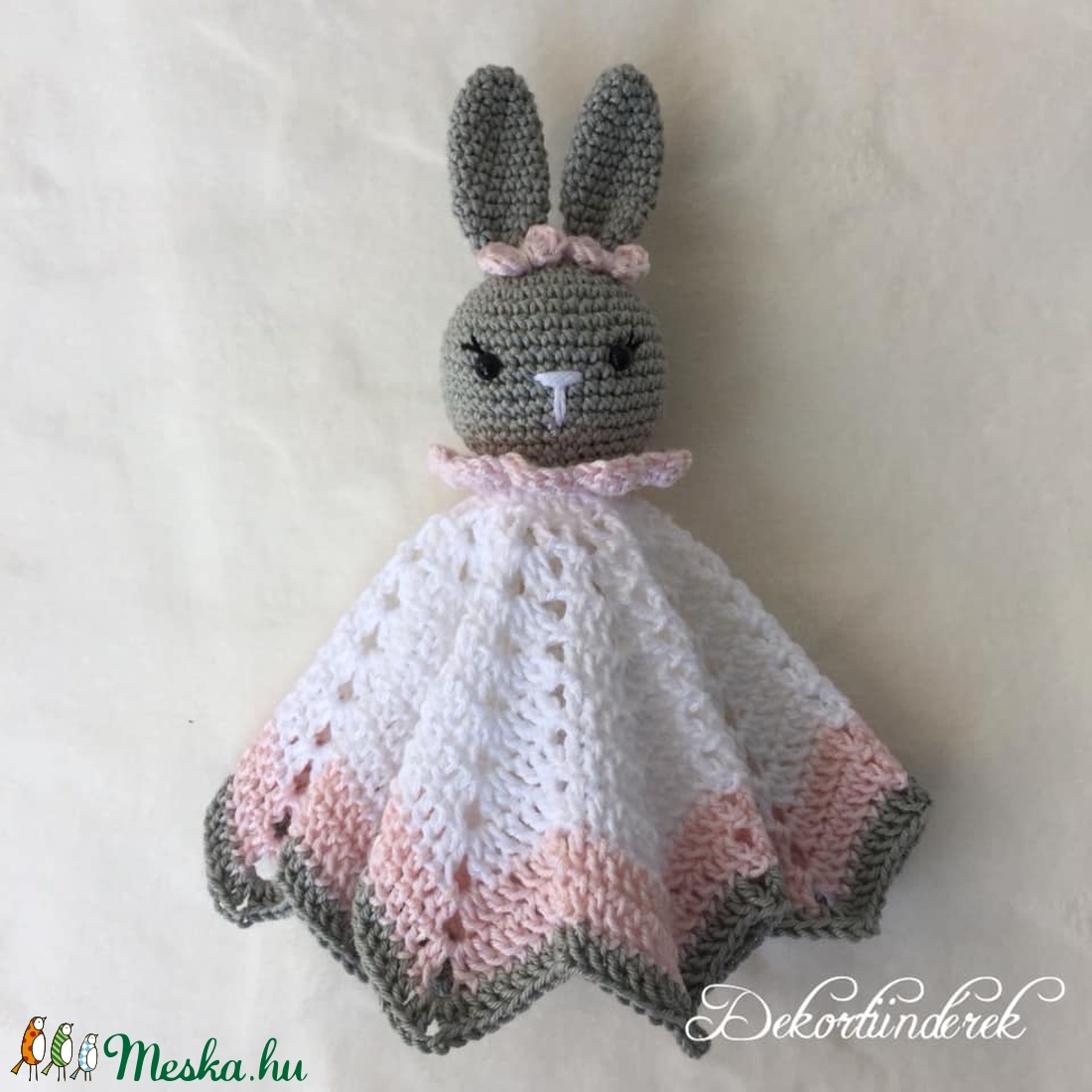 Horgolt nyuszis szundikendő  -  - Meska.hu