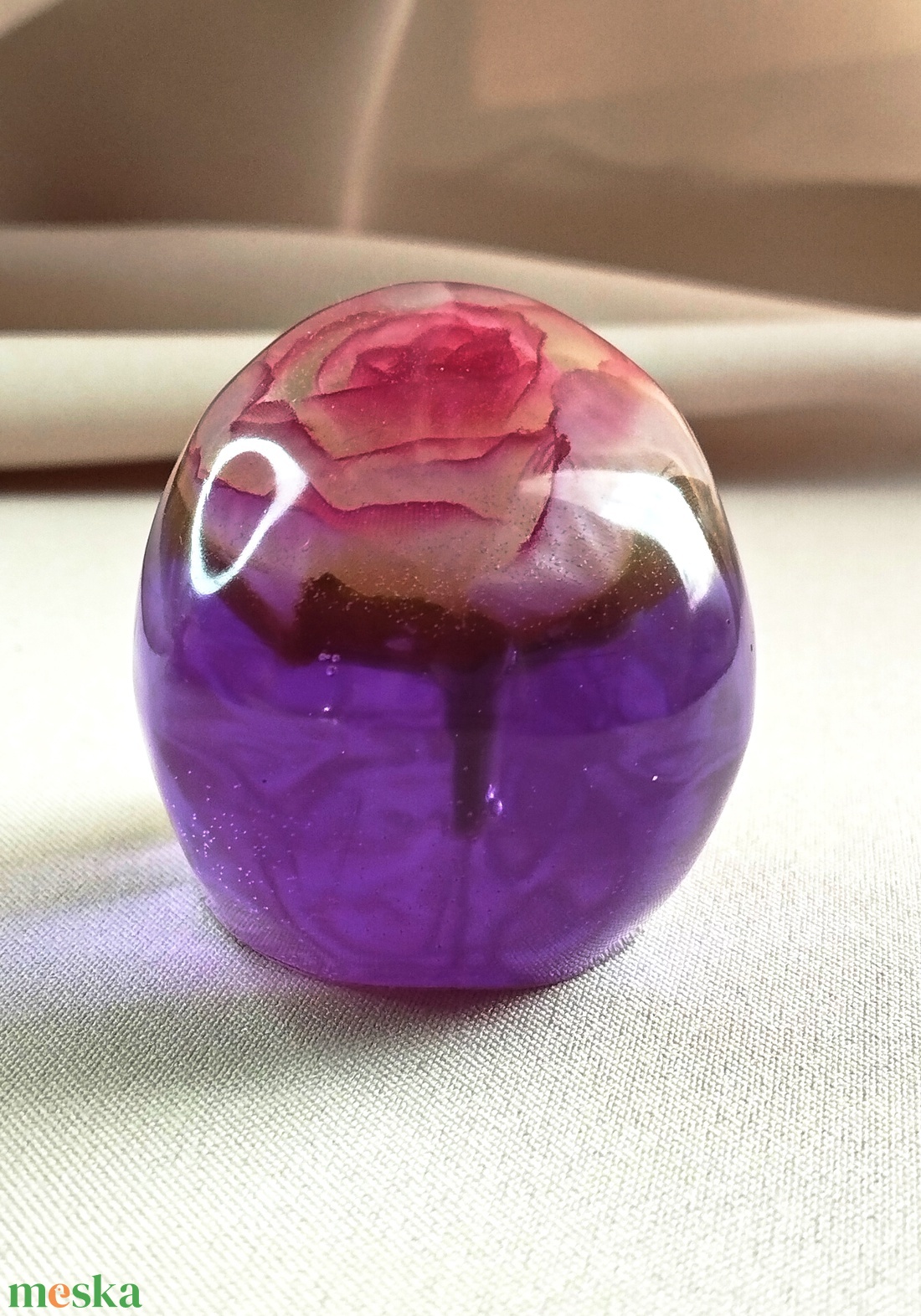 Epoxy koponya, lila - otthon & életmód - dekoráció - dísztárgy - Meska.hu