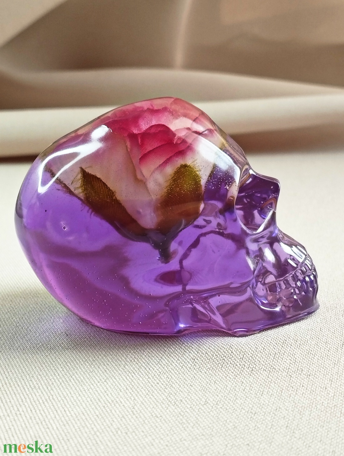Epoxy koponya, lila - otthon & életmód - dekoráció - dísztárgy - Meska.hu